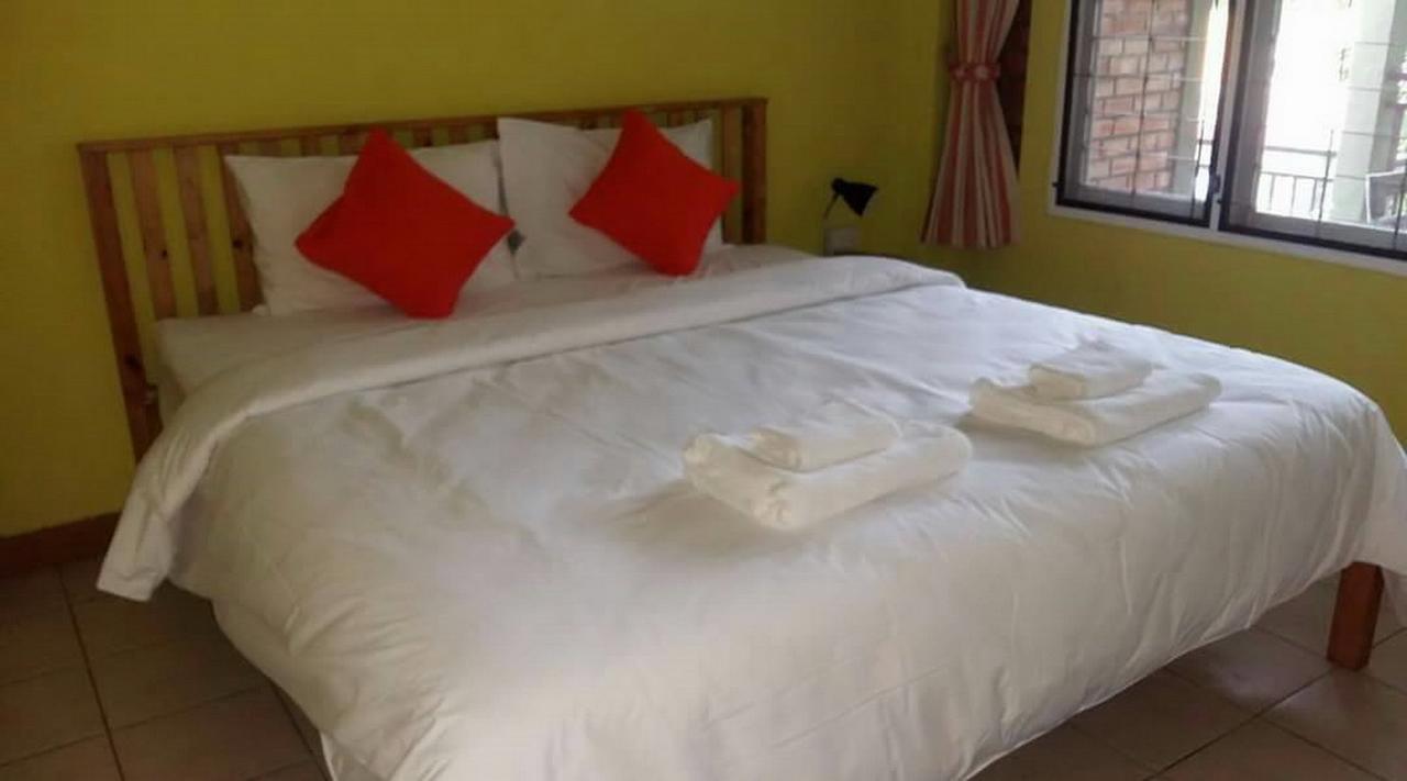 Sunshine Inn Resort Khao Lak Exterior photo